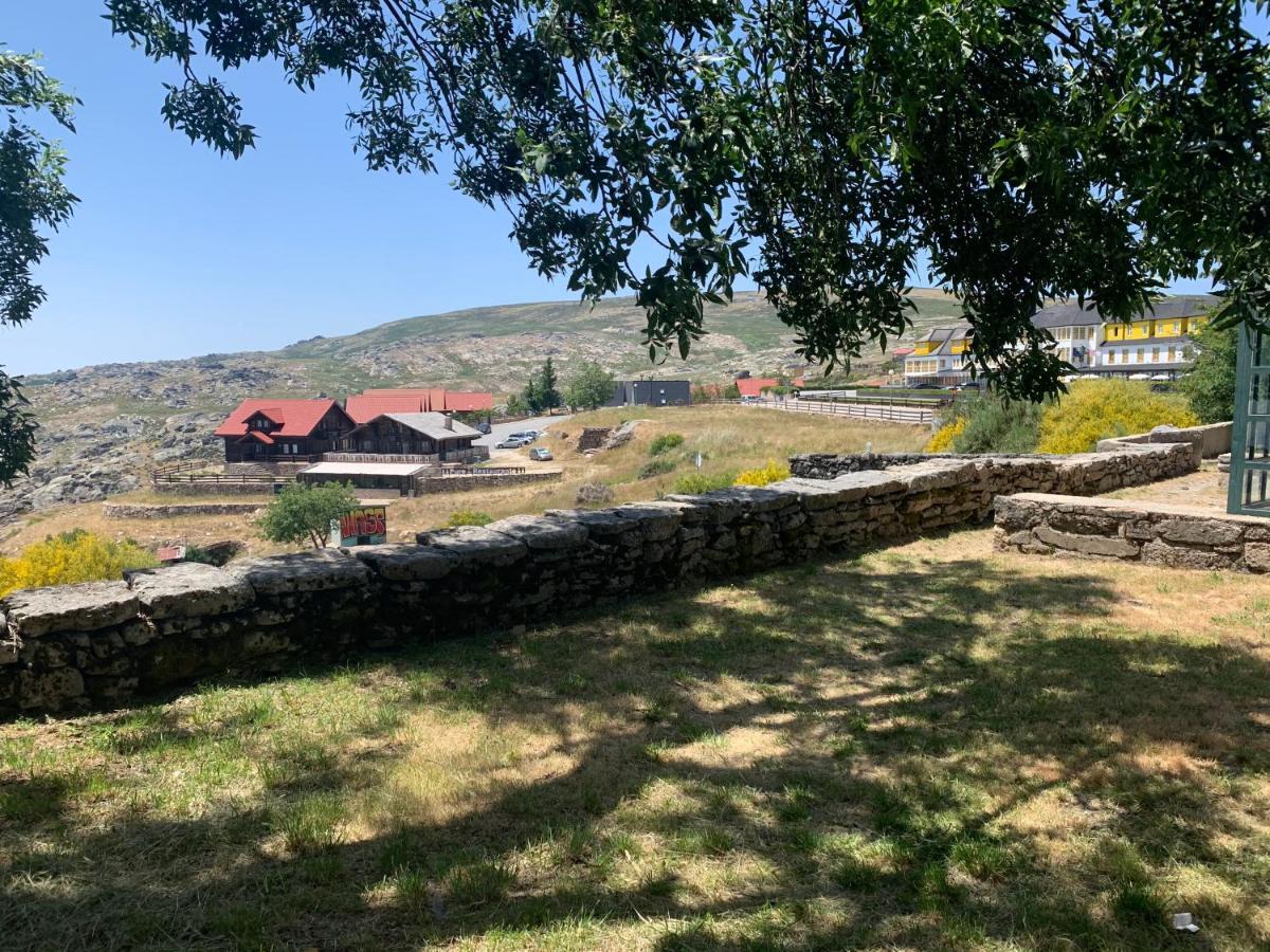 Patio Da Estrela - Chales Moura Penhas da Saúde מראה חיצוני תמונה
